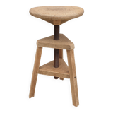 Watchmaker's stool with oak screw