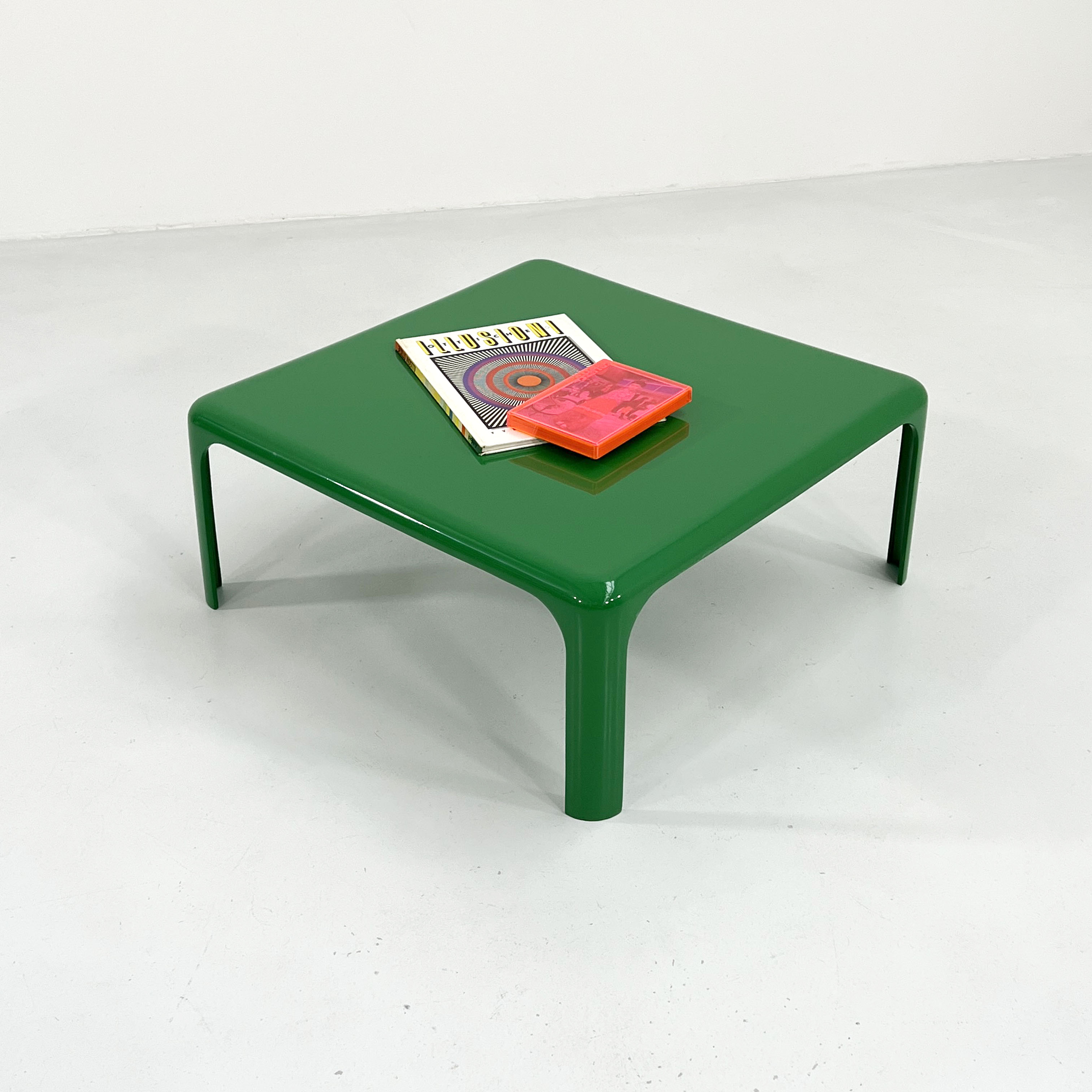 Demetrio 70 green coffee table by Vico Magistretti for Artemide, 1960s