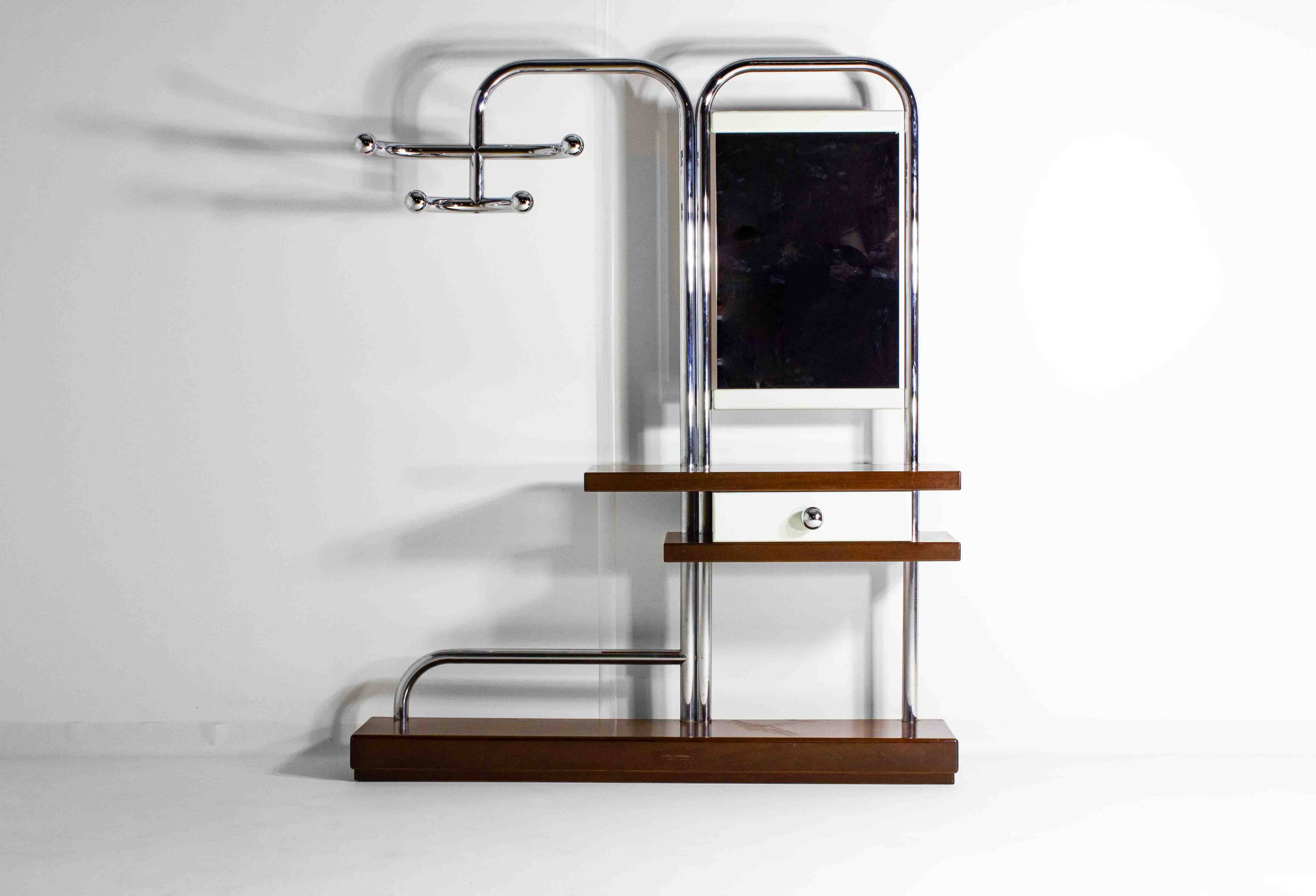Modernist space age Italian coat rack, 1960s