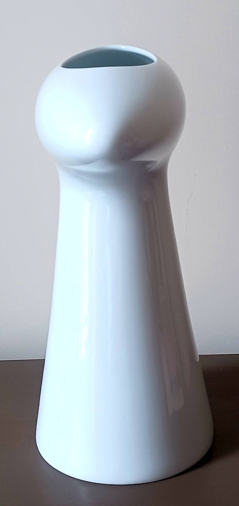 Rare Vase. “Spirit” collection by Robin Platt and Cairn Young for Rosenthal