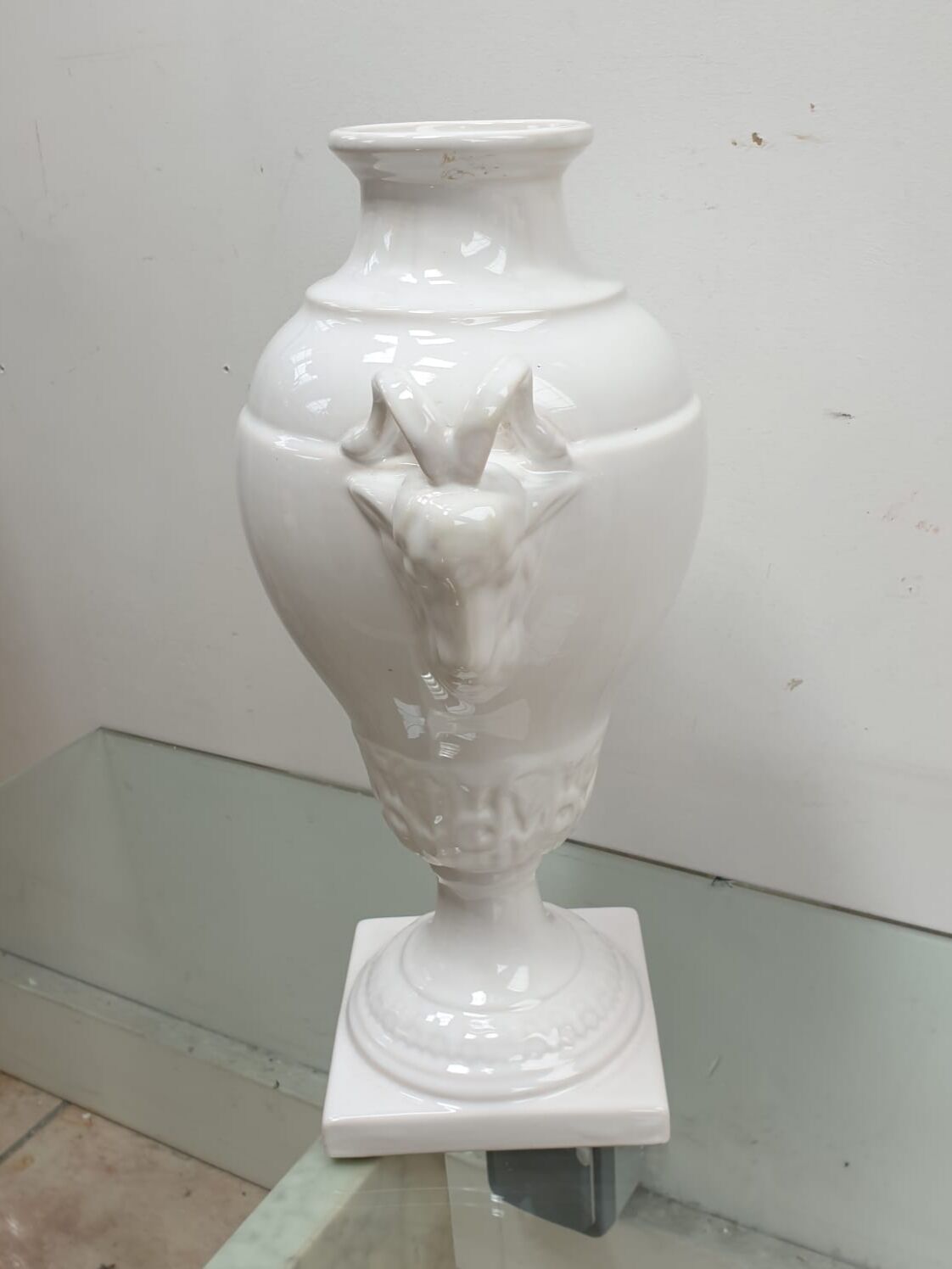 Large white St Clement Cermal Vase