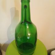 GREEN GLASS CRUCIBLE TYPE DAME JEANNE