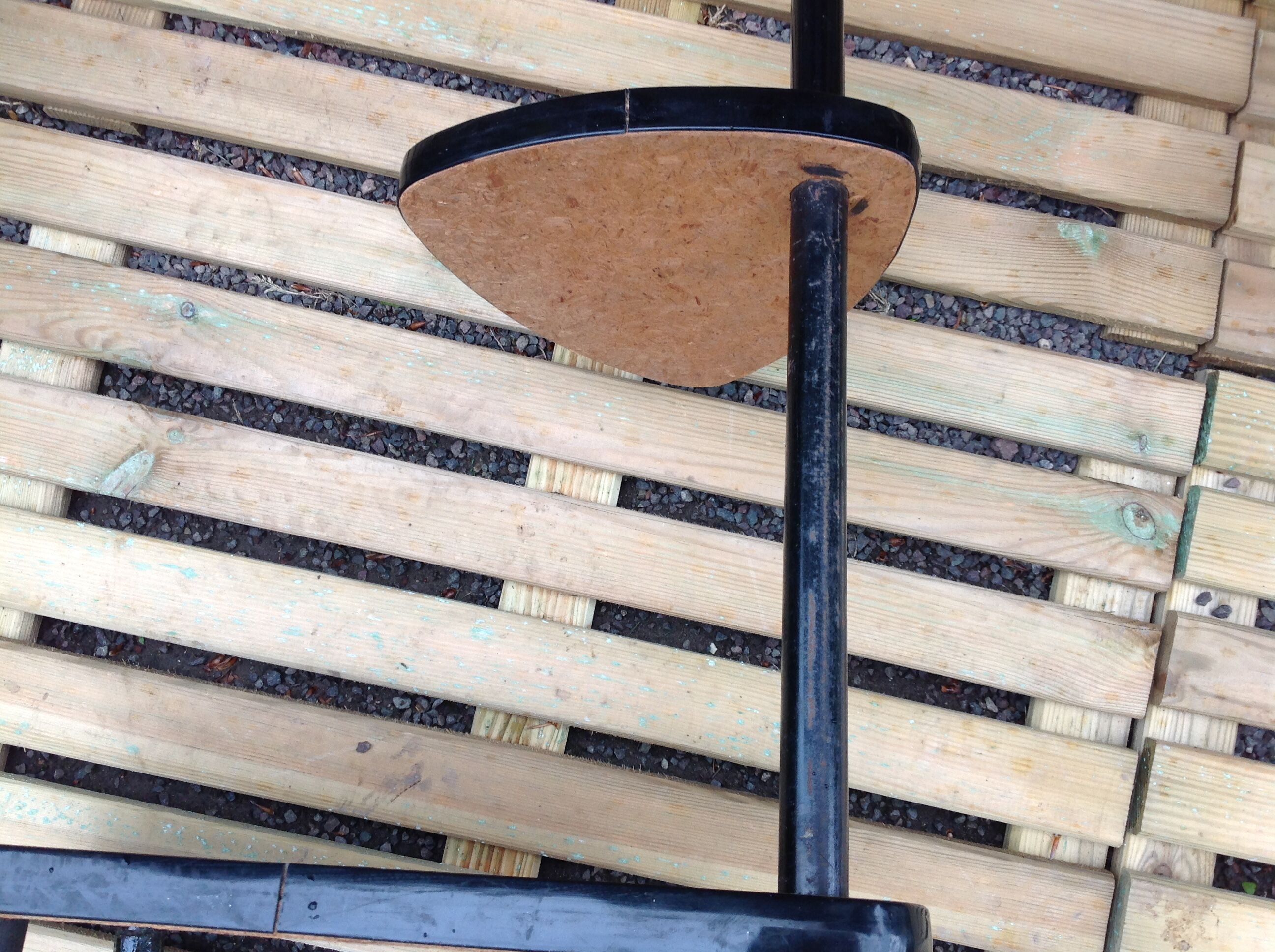 Plant door in formica