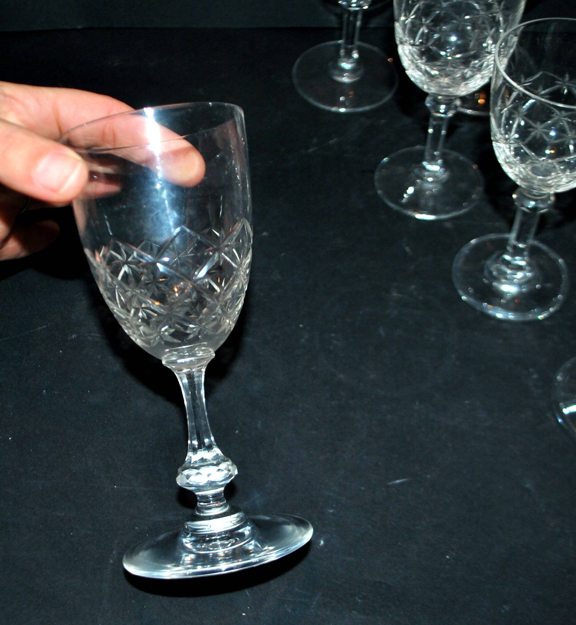 SAINT-LOUIS 10 stemmed glasses in cut crystal MASSENET Size 75