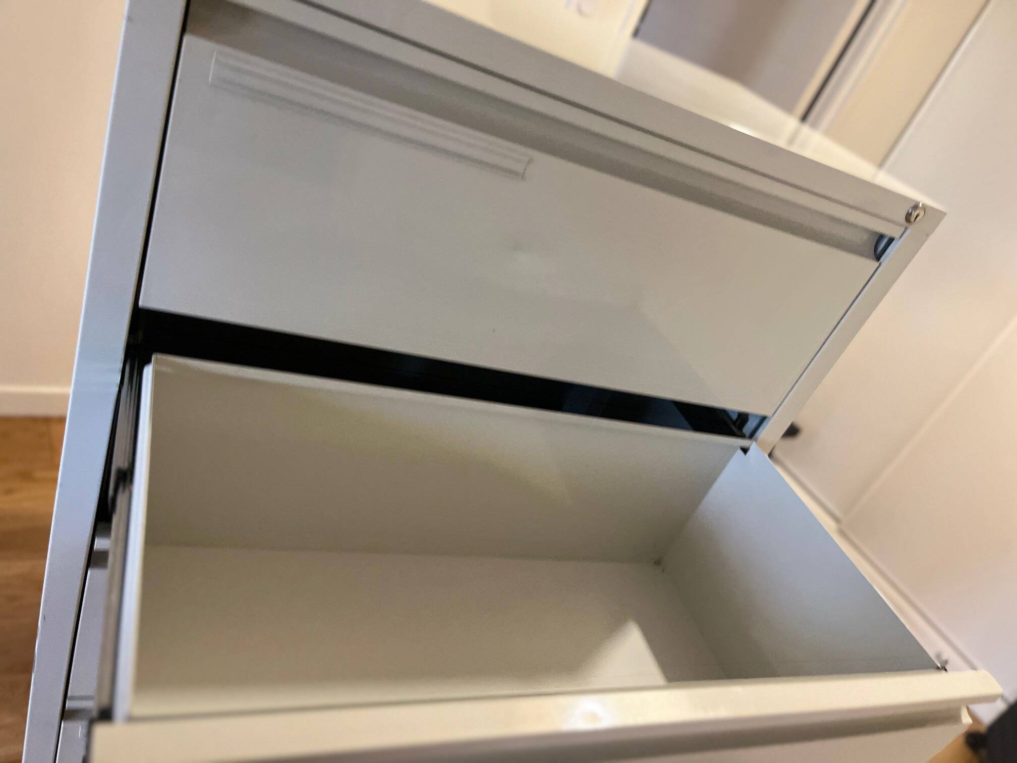 STORAGE FURNITURE Hanging file splashbacks