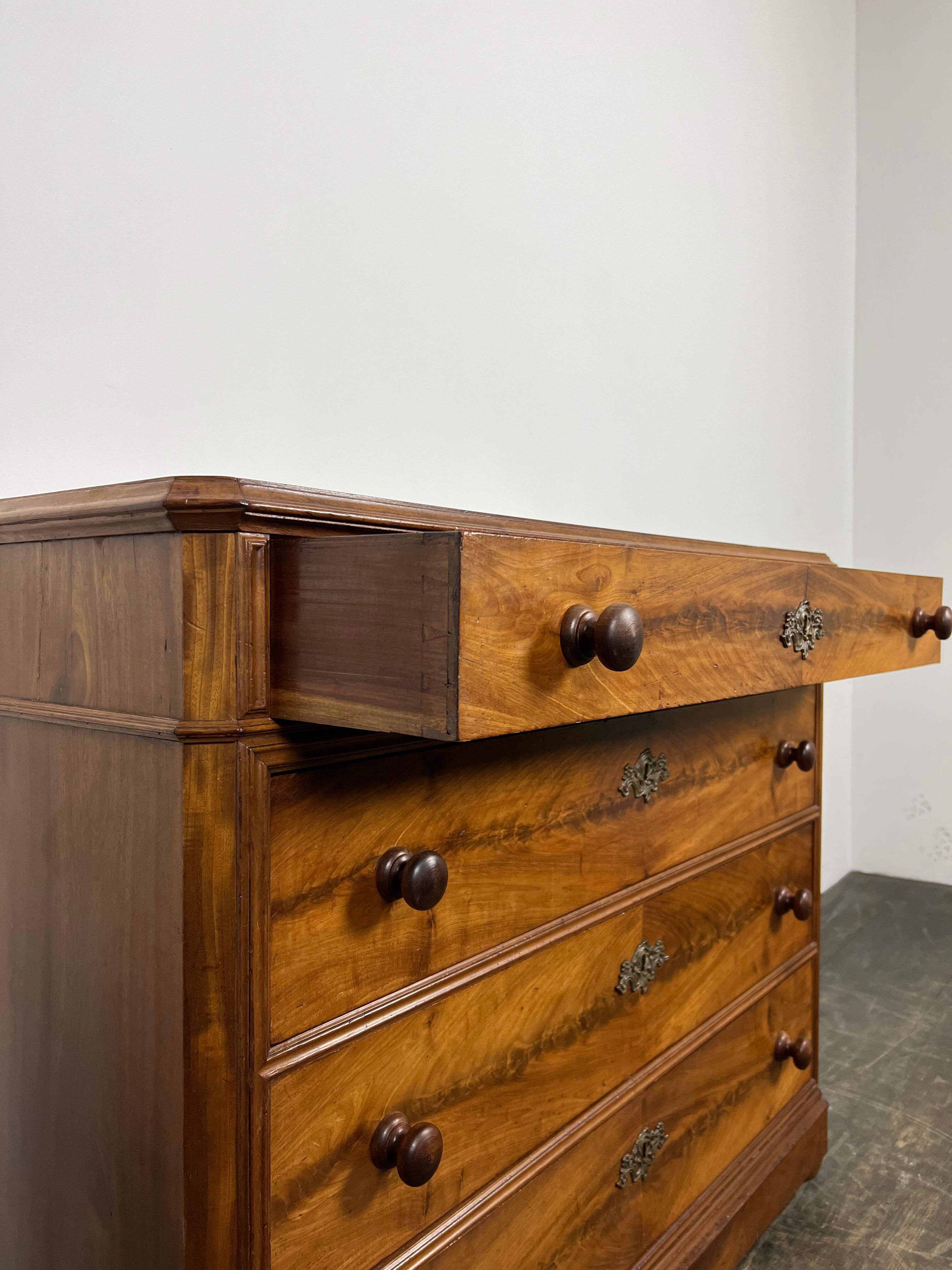 Commode en acajou