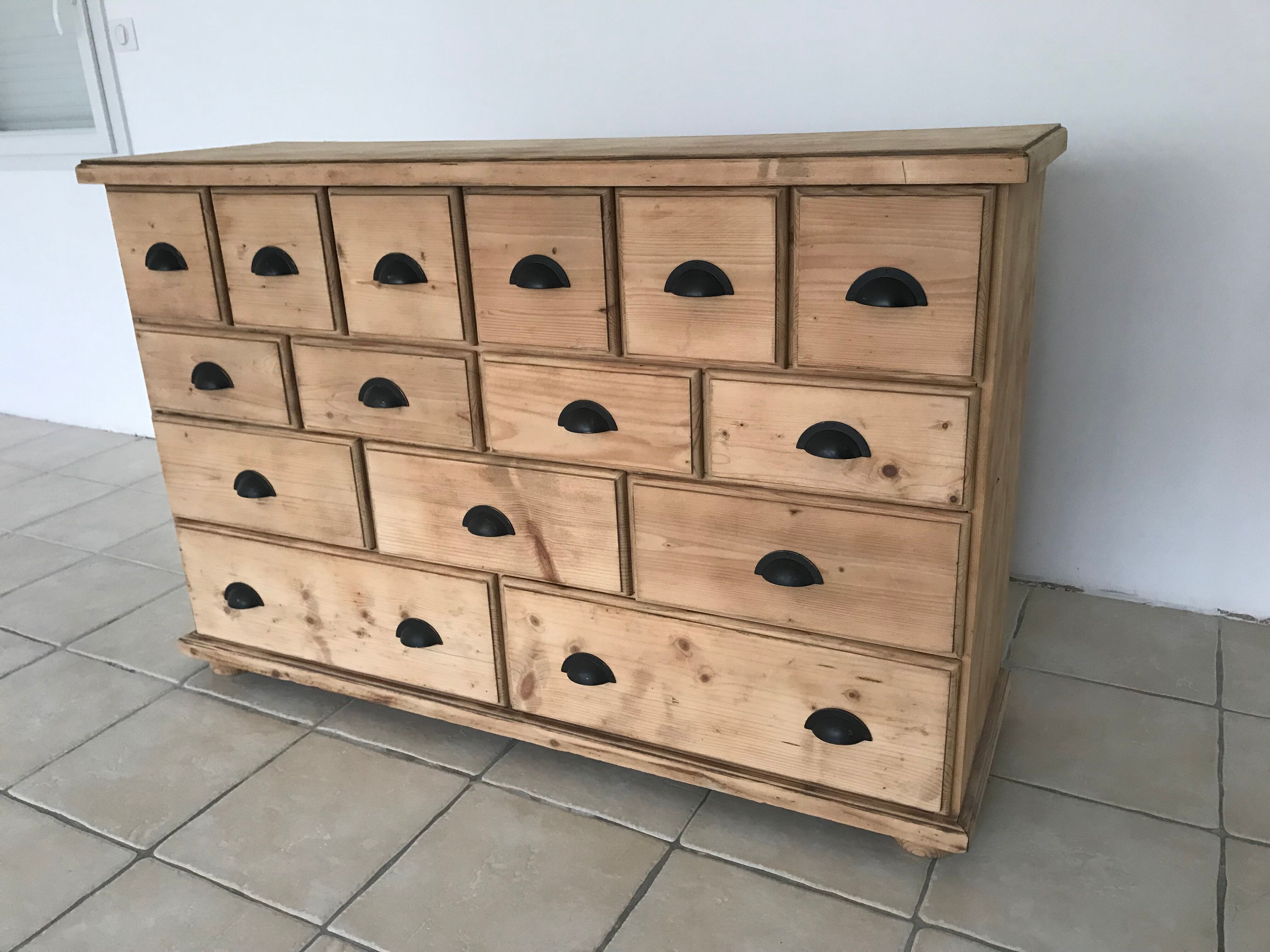 Trades cabinet 18 drawers