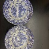 Set of 12 vintage B.P. plates from the 70s