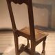 Chaise en bois du dix septième sciecle