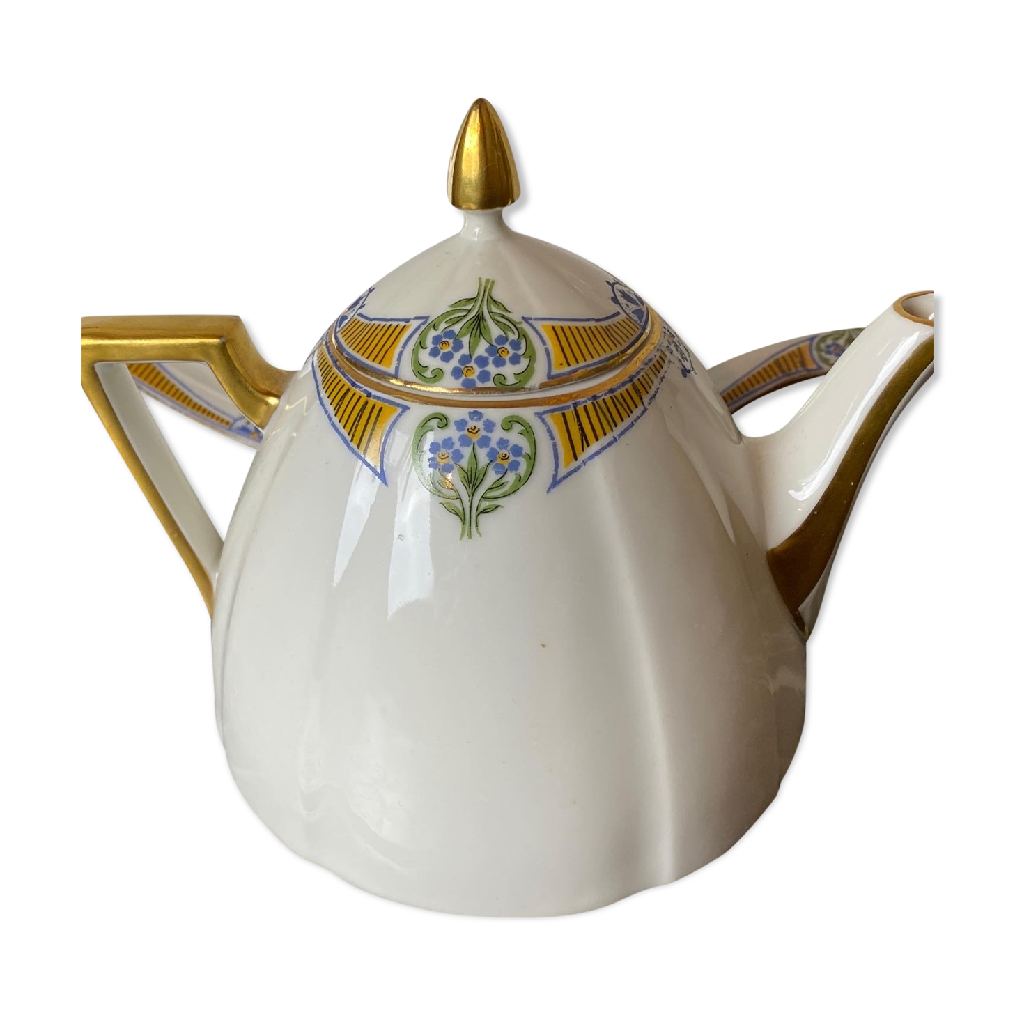 Teapot in porcelain of Limoges "forget-me-nots" old