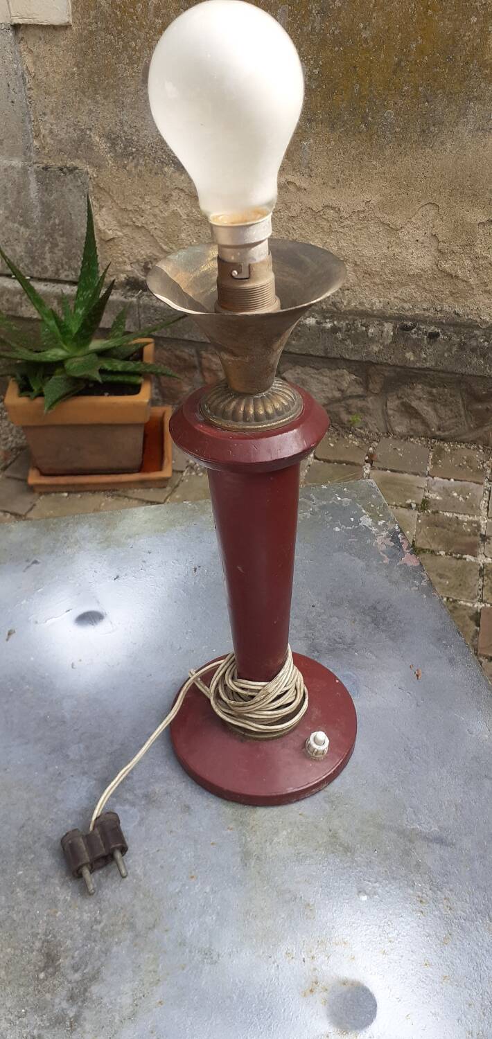 Lamp from the 40s/50s by Maison Lancel, covered in Bordeaux leather