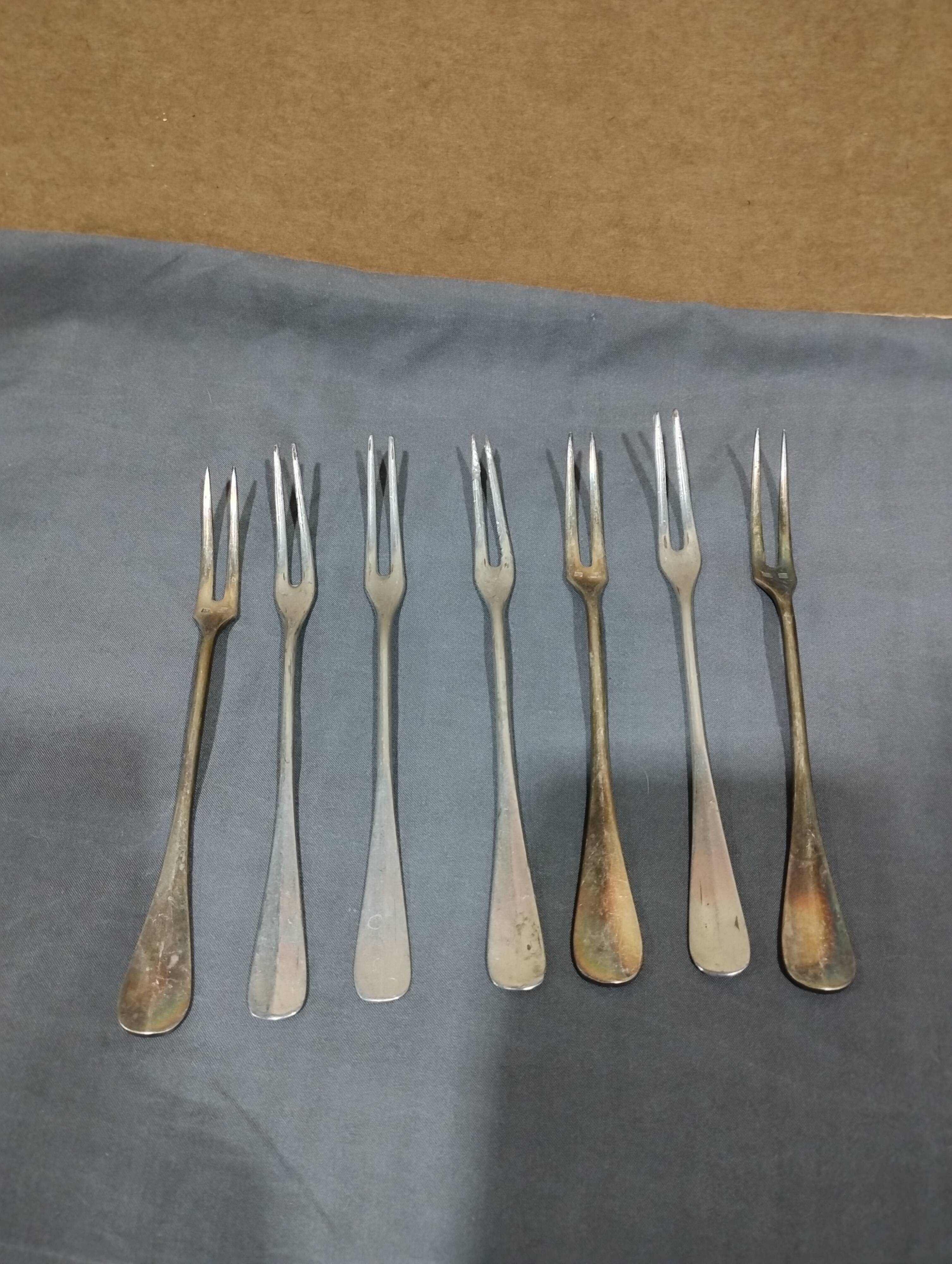 Set of 6 silver snail forks