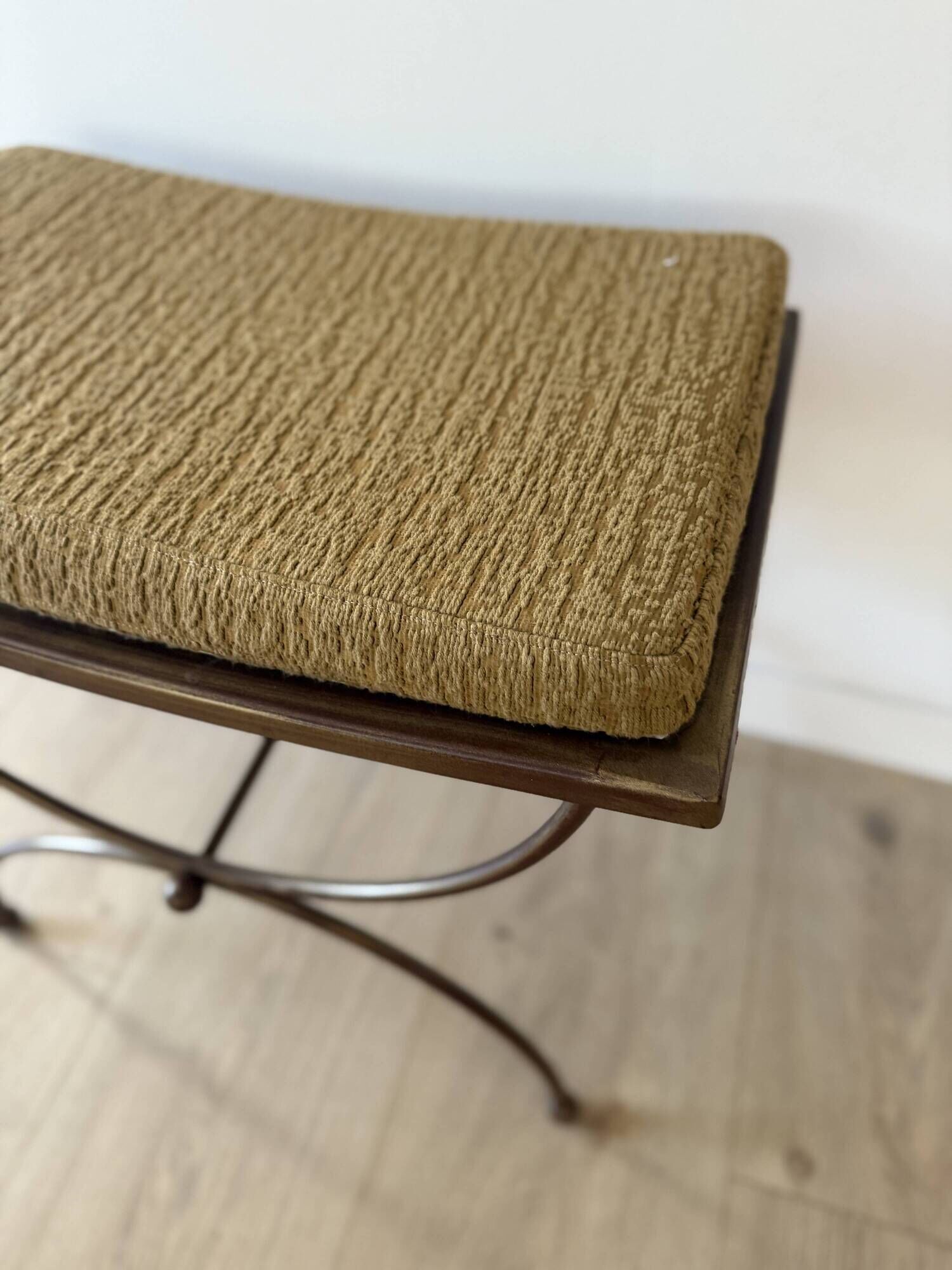 Curule Stool