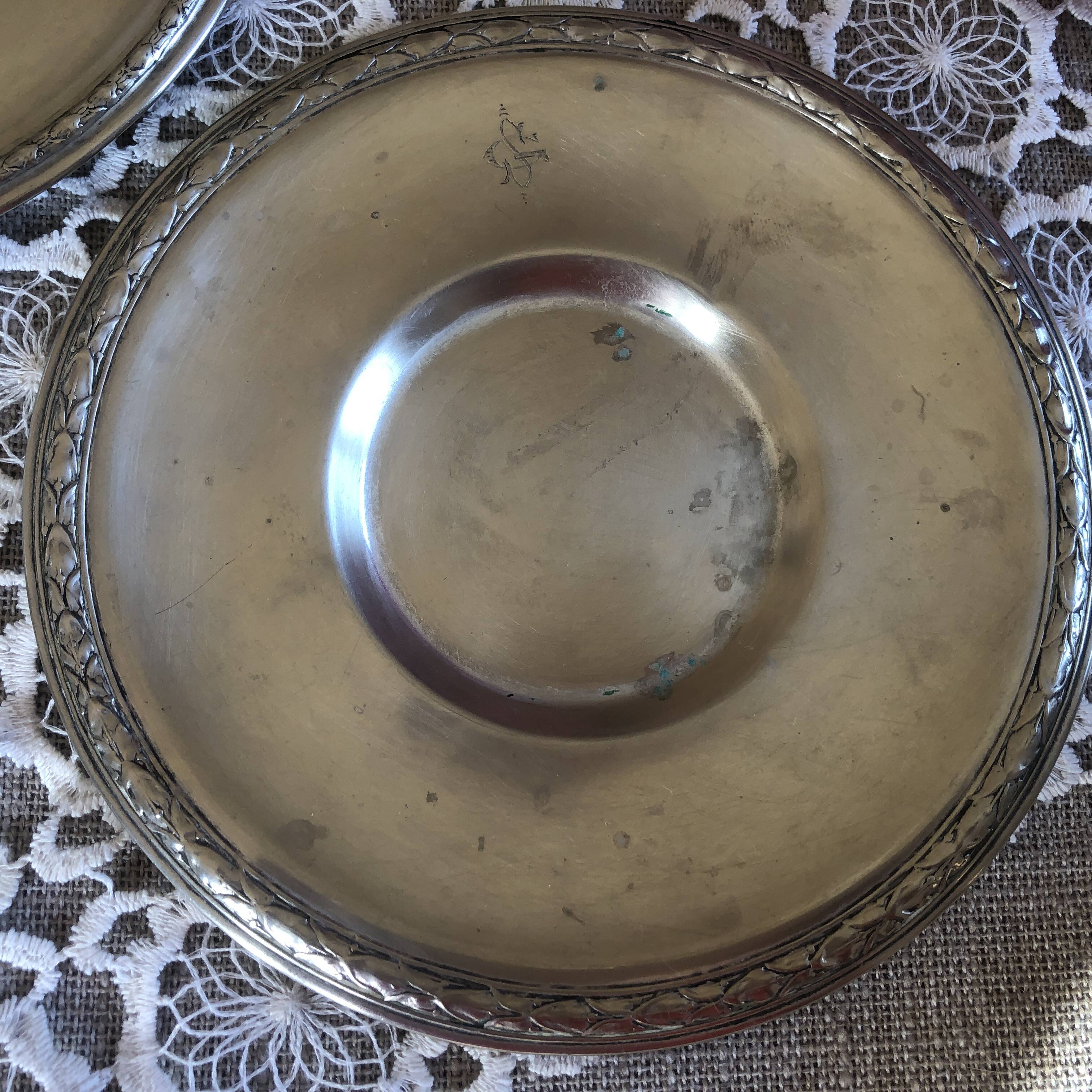 Set of 3 old "silverware" cups