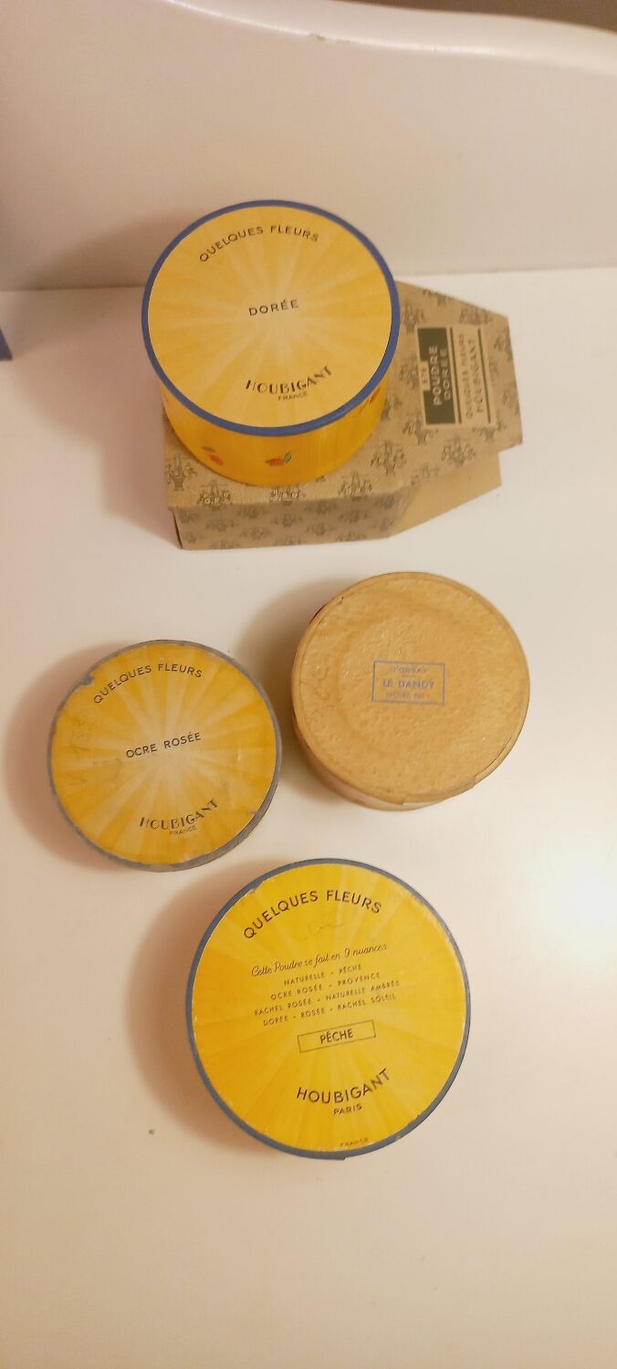 Houbigant powder boxes, shadows and antique advertising collection set