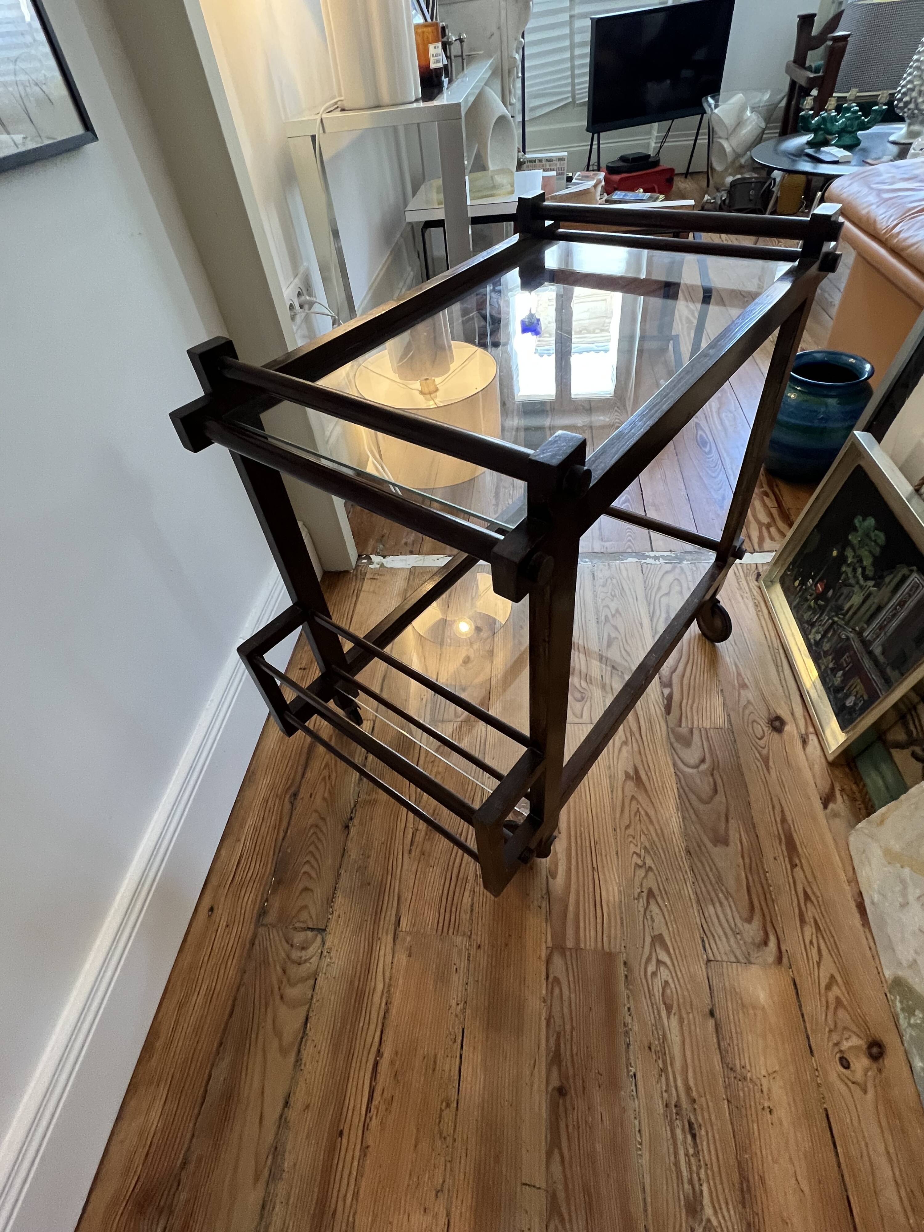 Table roulante bois et verre constructiviste