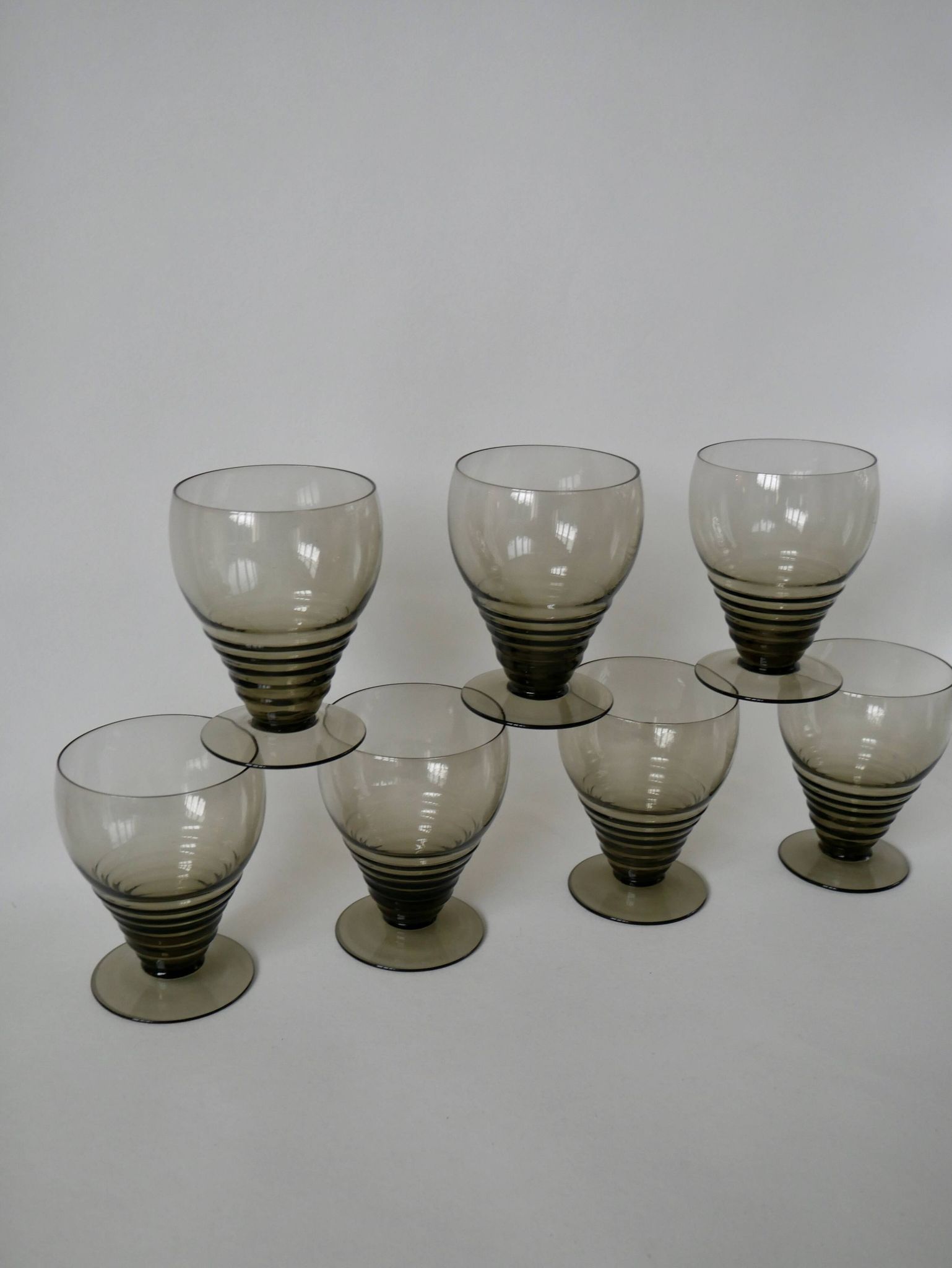 Set of 7 large art deco design wine glasses in smoked glass from the 30s and 40s