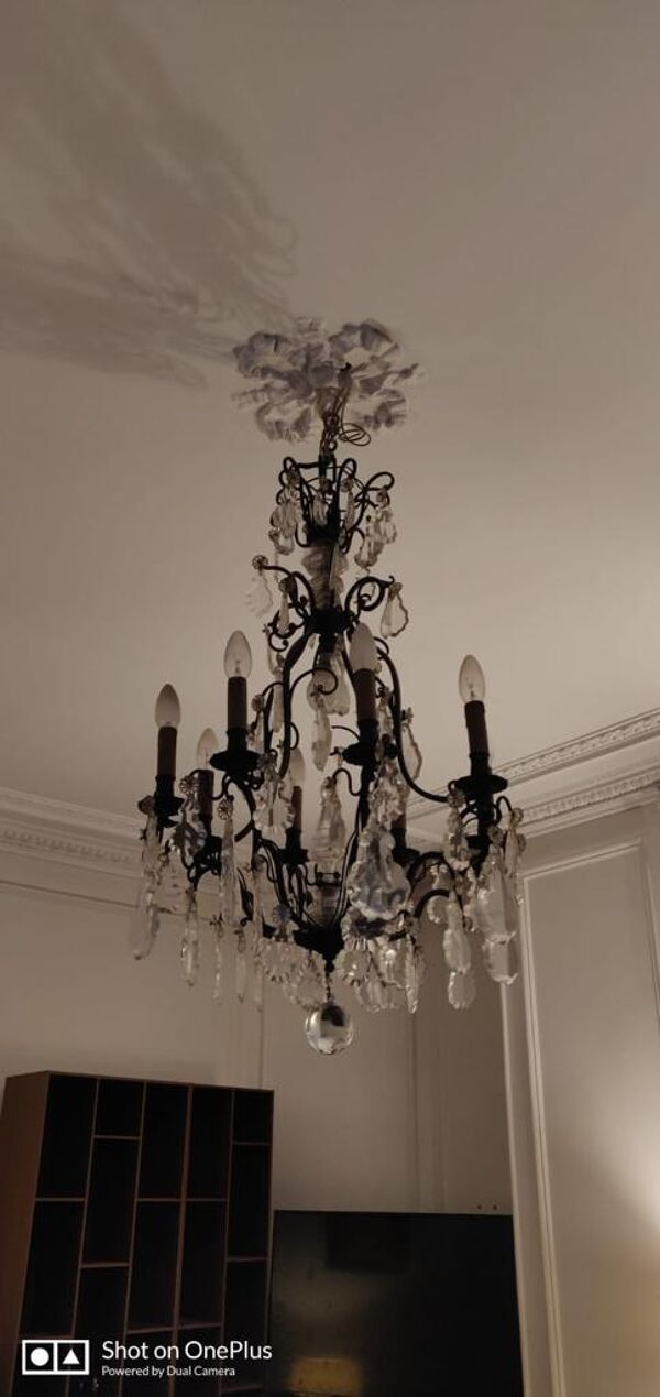 Lustre ancien en bronze et pampilles cristal - 8 lumières