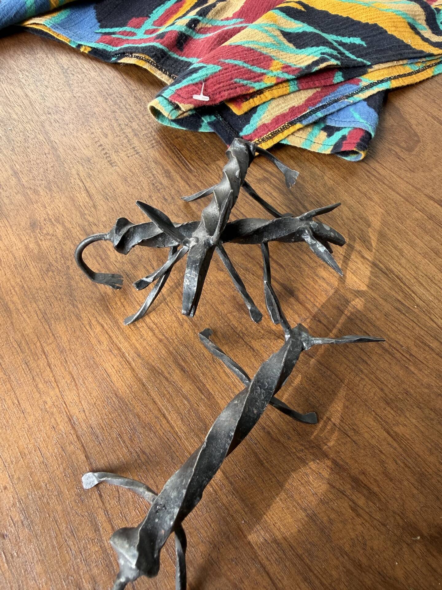 Brutalist zoomorphic knife rests