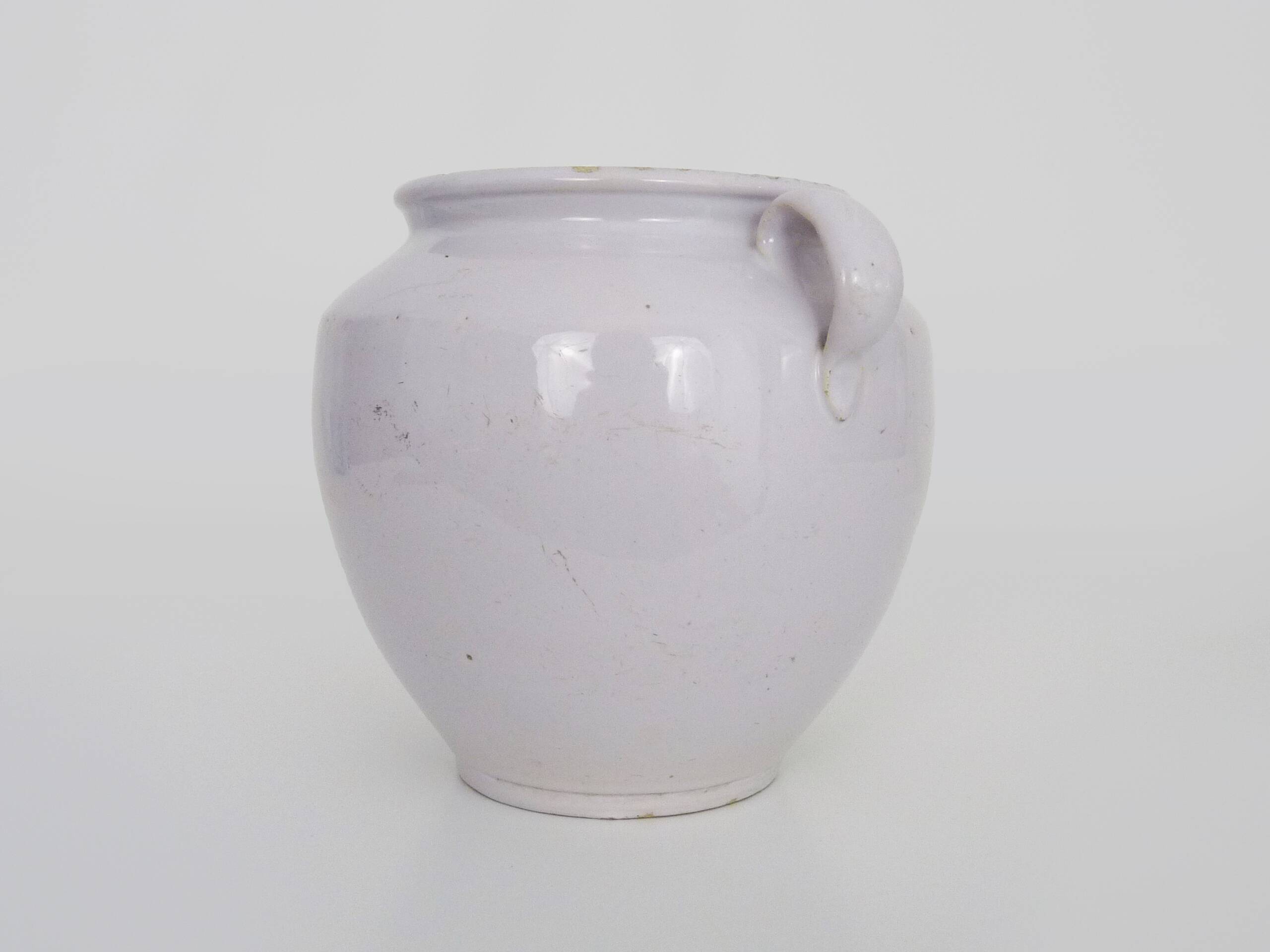 Glazed white confit pot, south west of France. Storage jar. Pyrenees 19th century