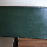 Porte courrier en cuir vert  le tanneur