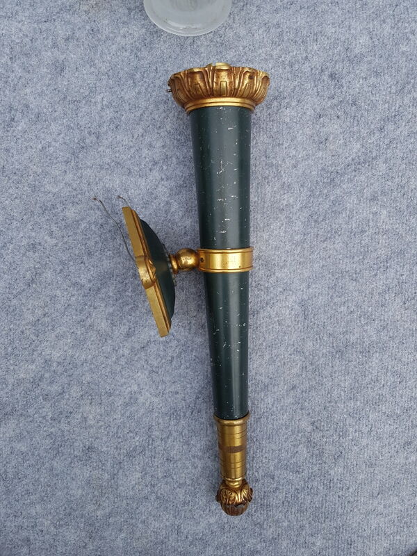 Neoclassical bronze wall lamp