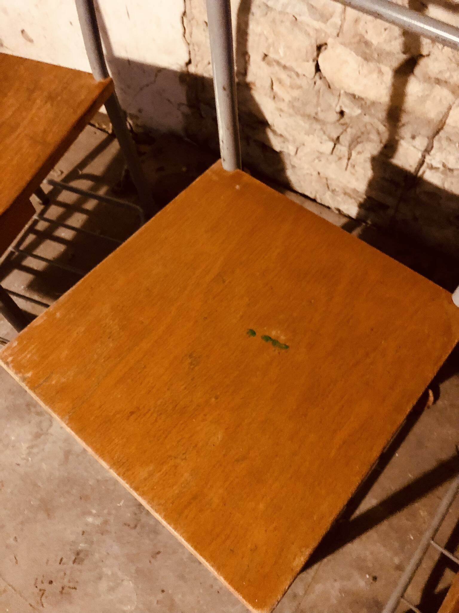 4 "Diana n° 325" designer chairs, 1950s boarding school chairs with drawers