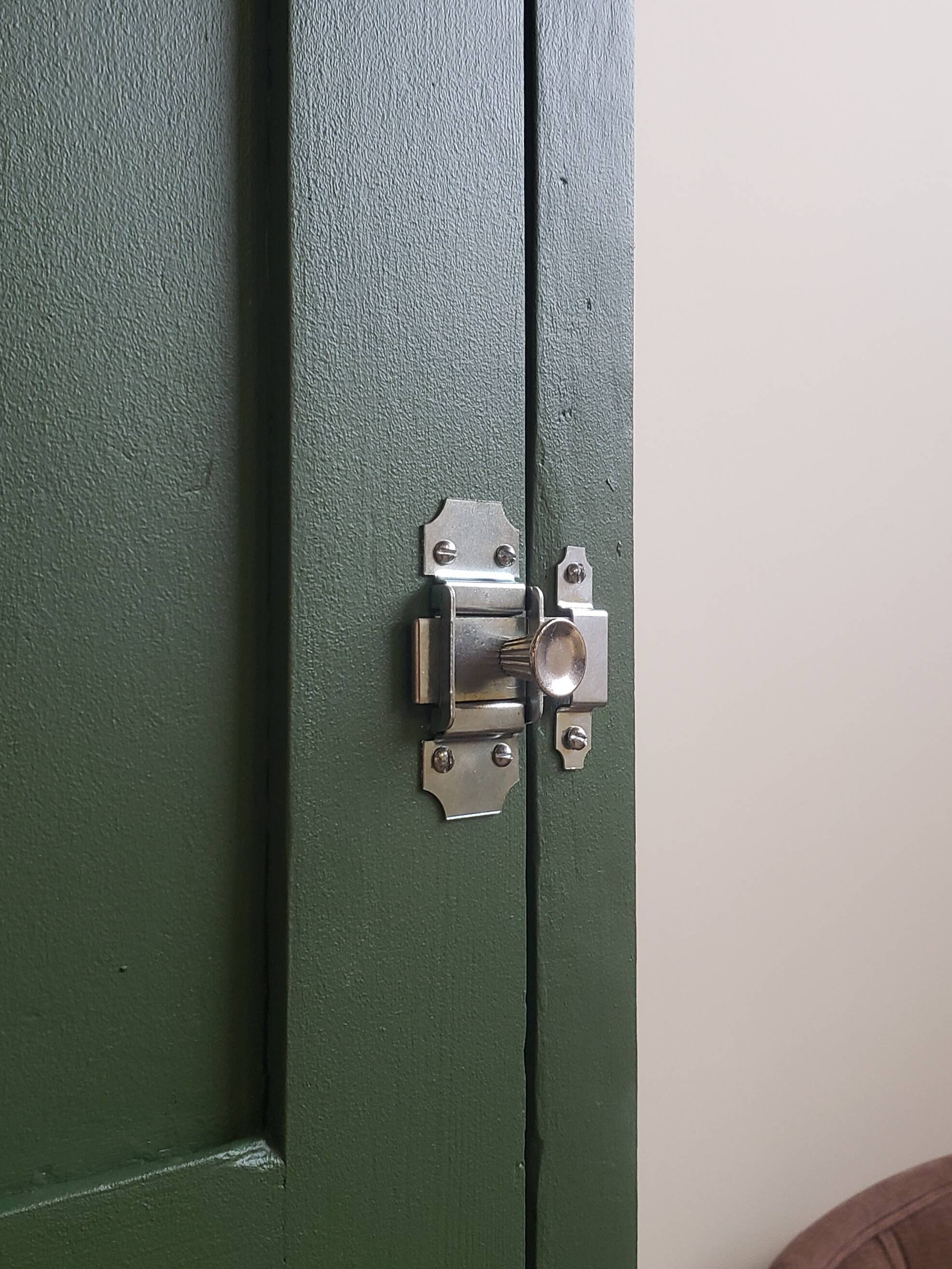 Armoire vestiaire vintage