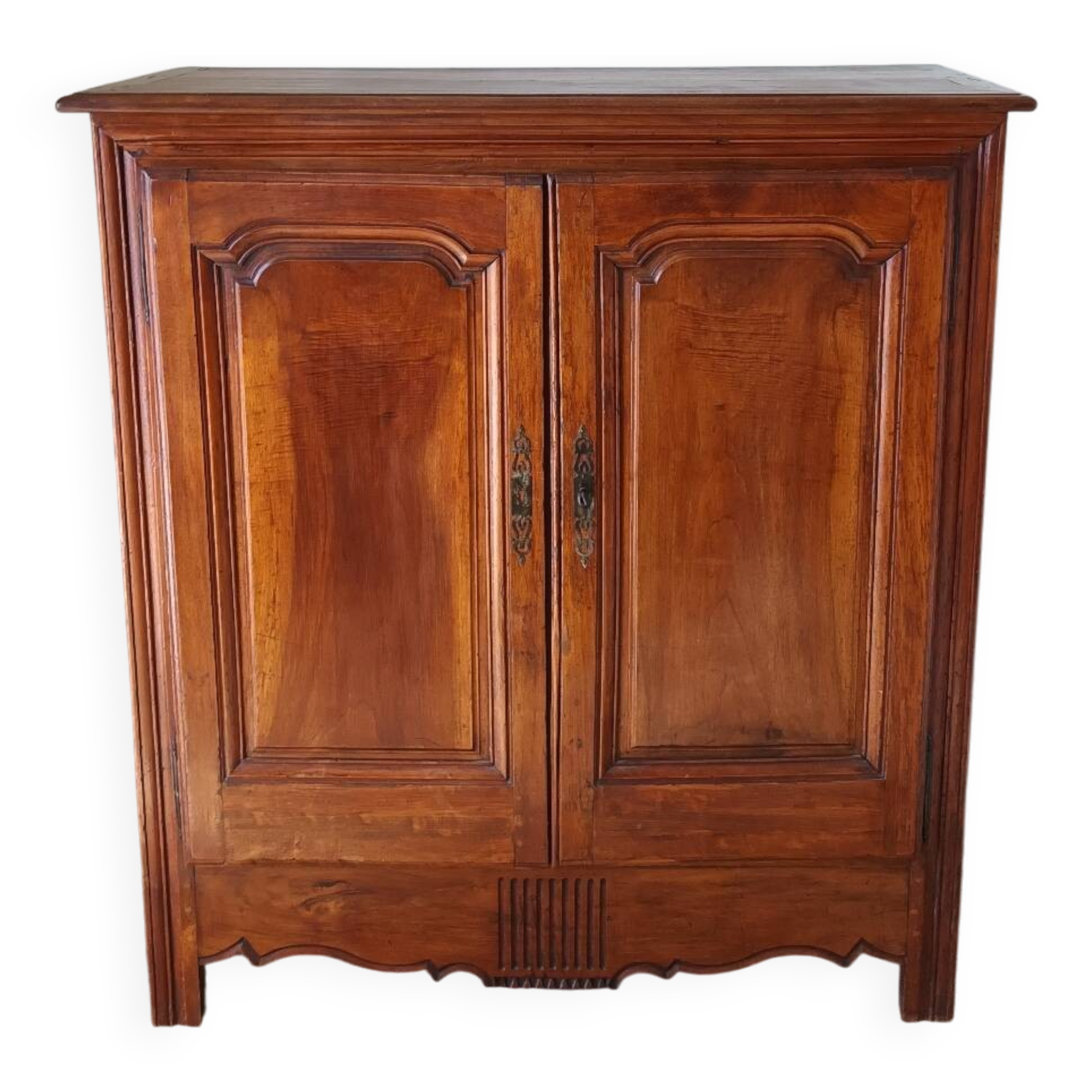 High walnut sideboard, early 20th century