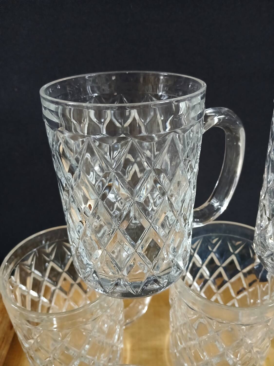 8 antique chiseled glass glasses / mugs