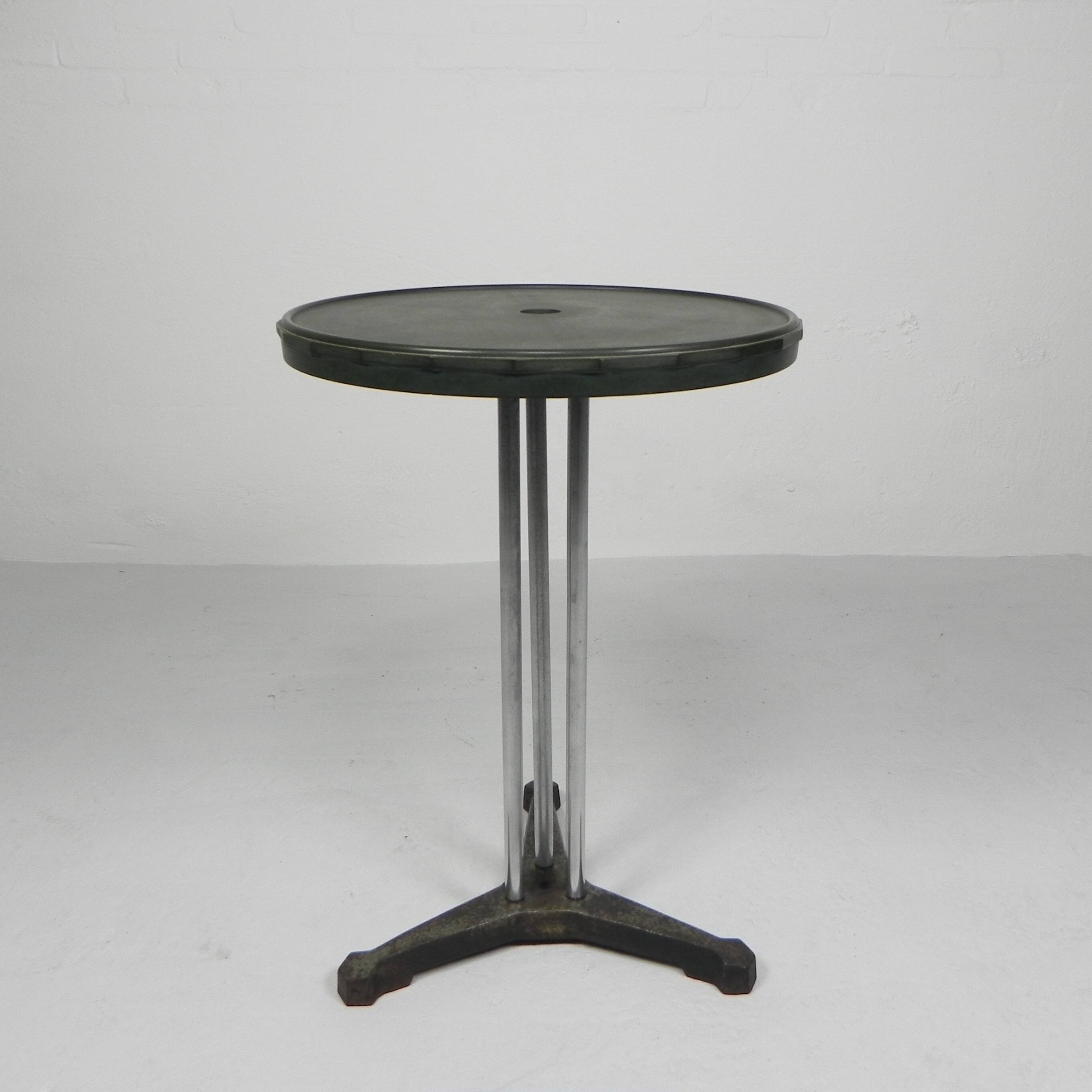 Art Deco bistro table with Bakelite top, 1930s