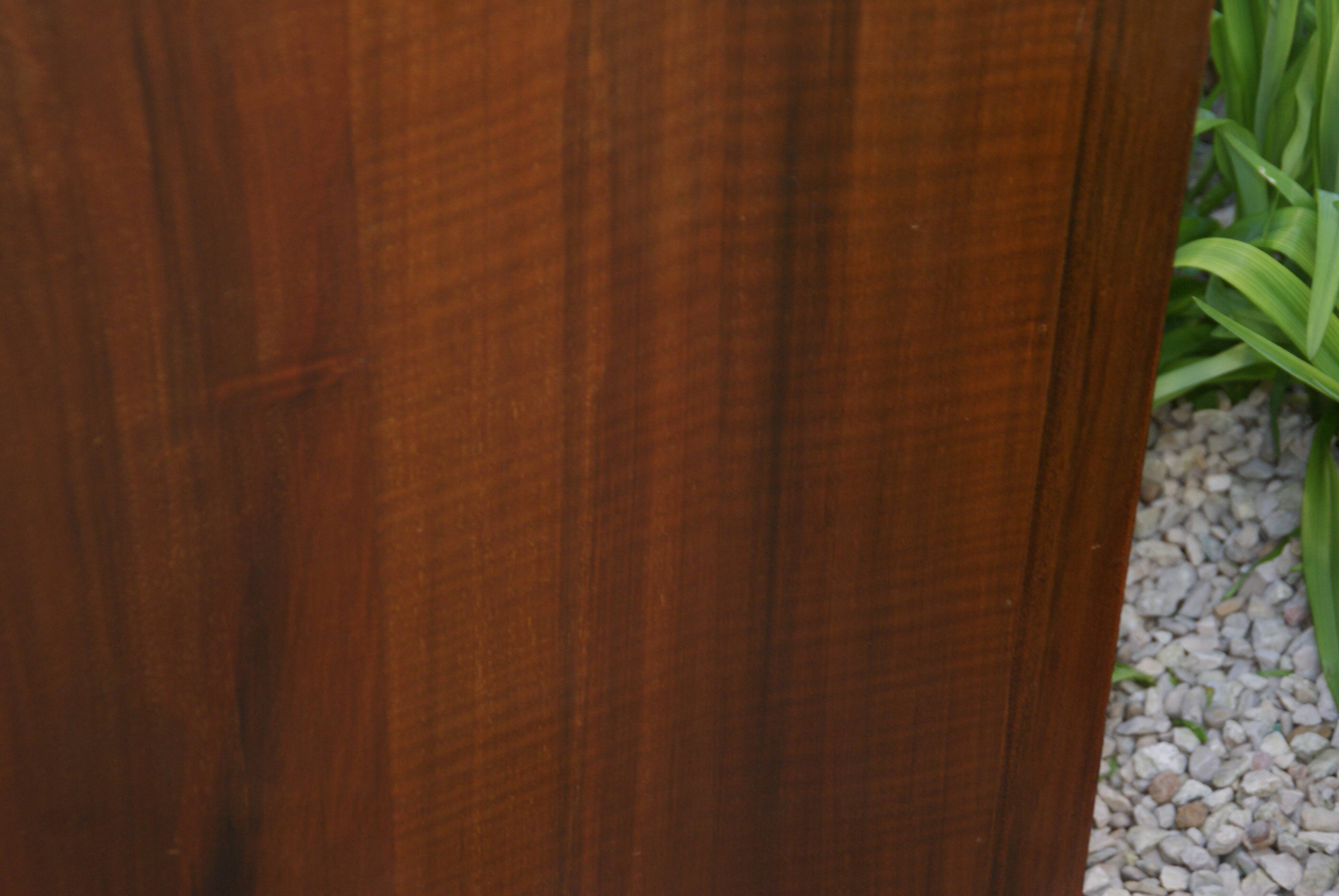 Pretty little Art Deco chest of drawers from the 1930s in walnut.