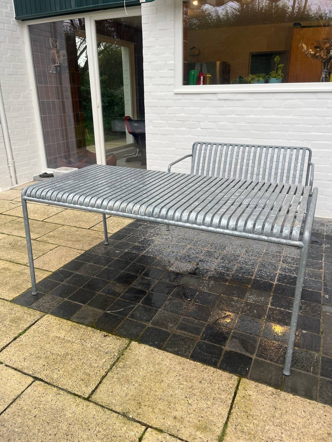 Palisade table and bench – HAY – Large size – Galvanised grey