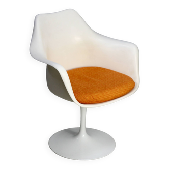 Fauteuil tulipe pivotant de Eero Saarinen, Knoll International, circa 1960