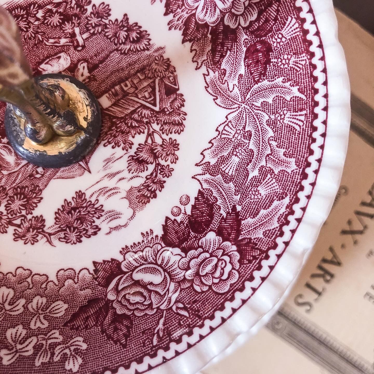 English servant dish