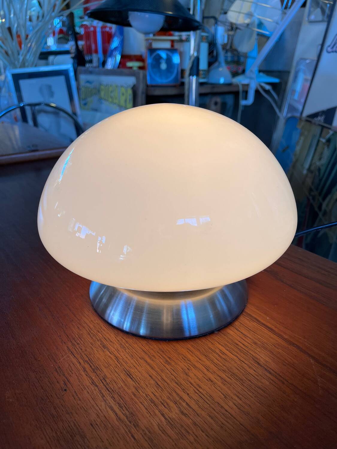 Touch mushroom lamp