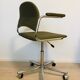 Fauteuil de bureau Olive K-380 entièrement restauré fabriqué par Kovona