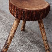 Tabouret bas brutaliste