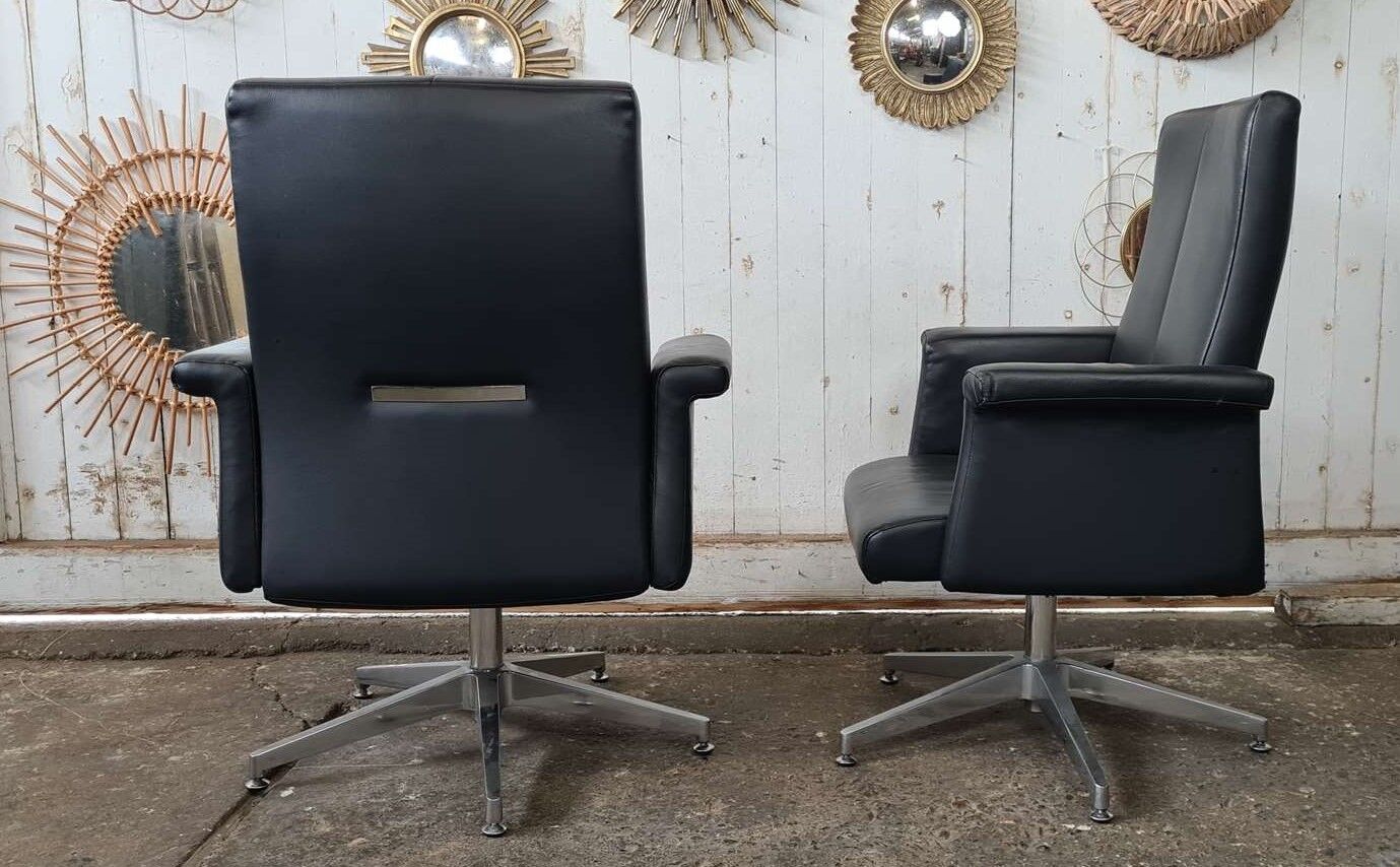 Pair of vintage armchairs