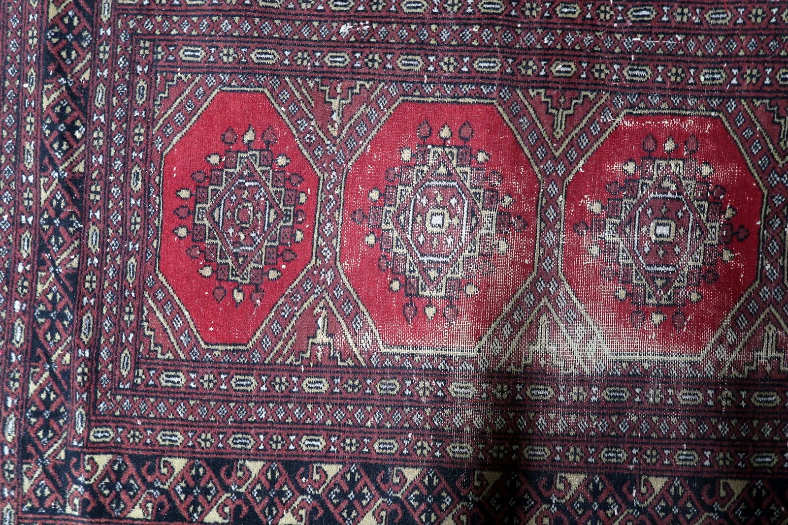 Antique Uzbek Bukhara handmade rug 92 cm x 162 cm 1930s - 1C1234