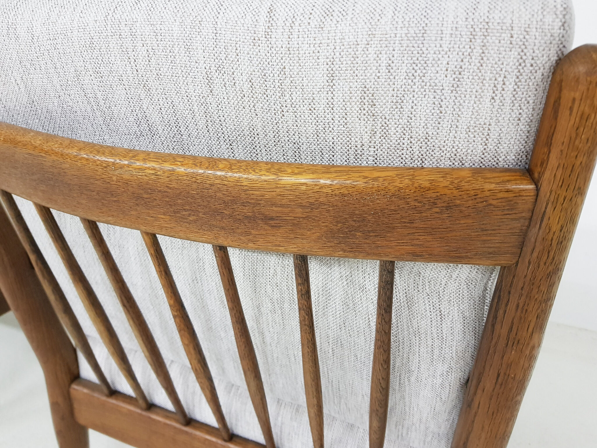 Set of 2 oak lounge chairs, The Netherlands 1960’s