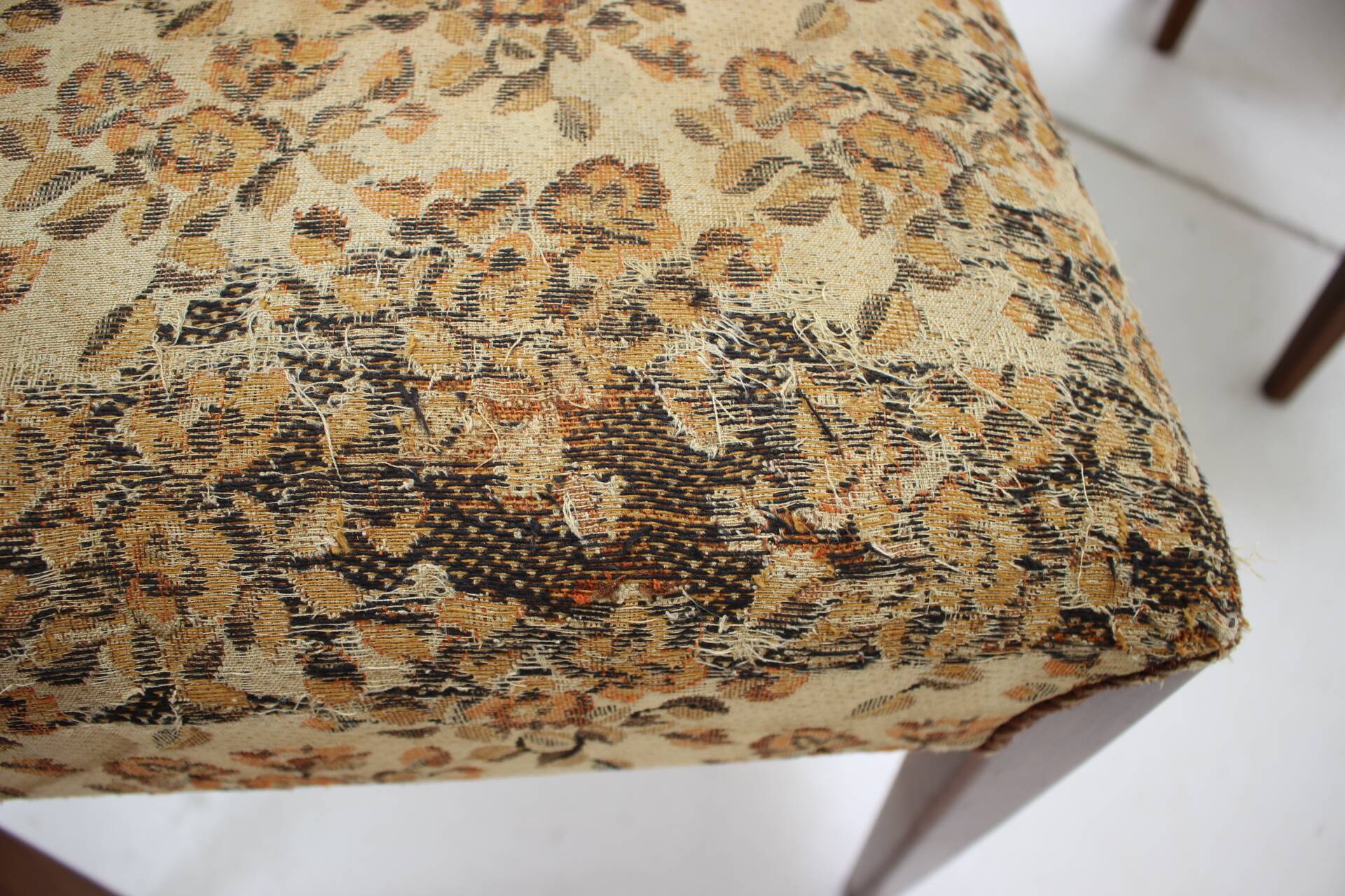 1950s Jindrich Halabala Dining Chairs H-214 for UP Závody, Set of 4