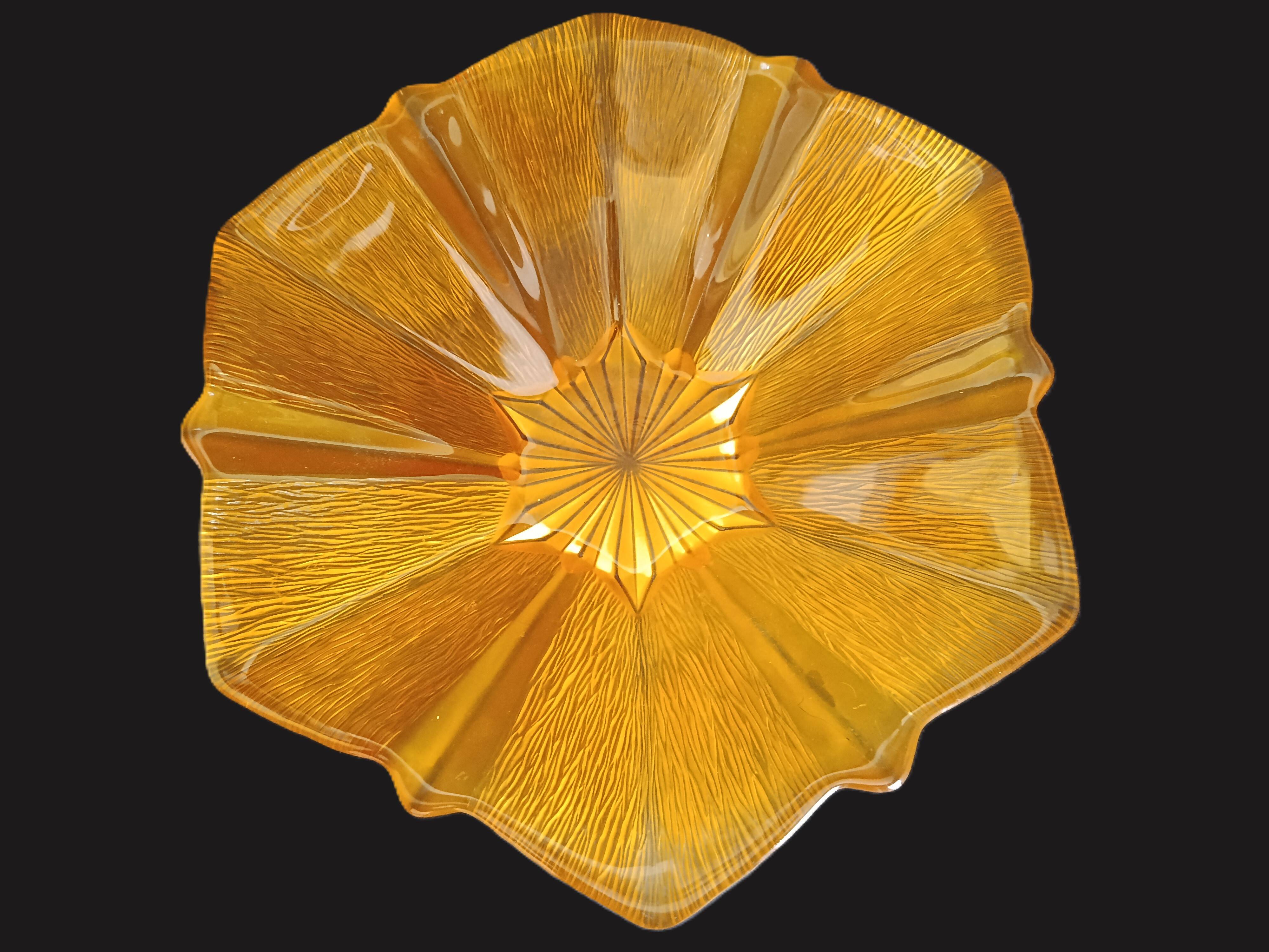 Walther Glass star-shaped glass centrepiece