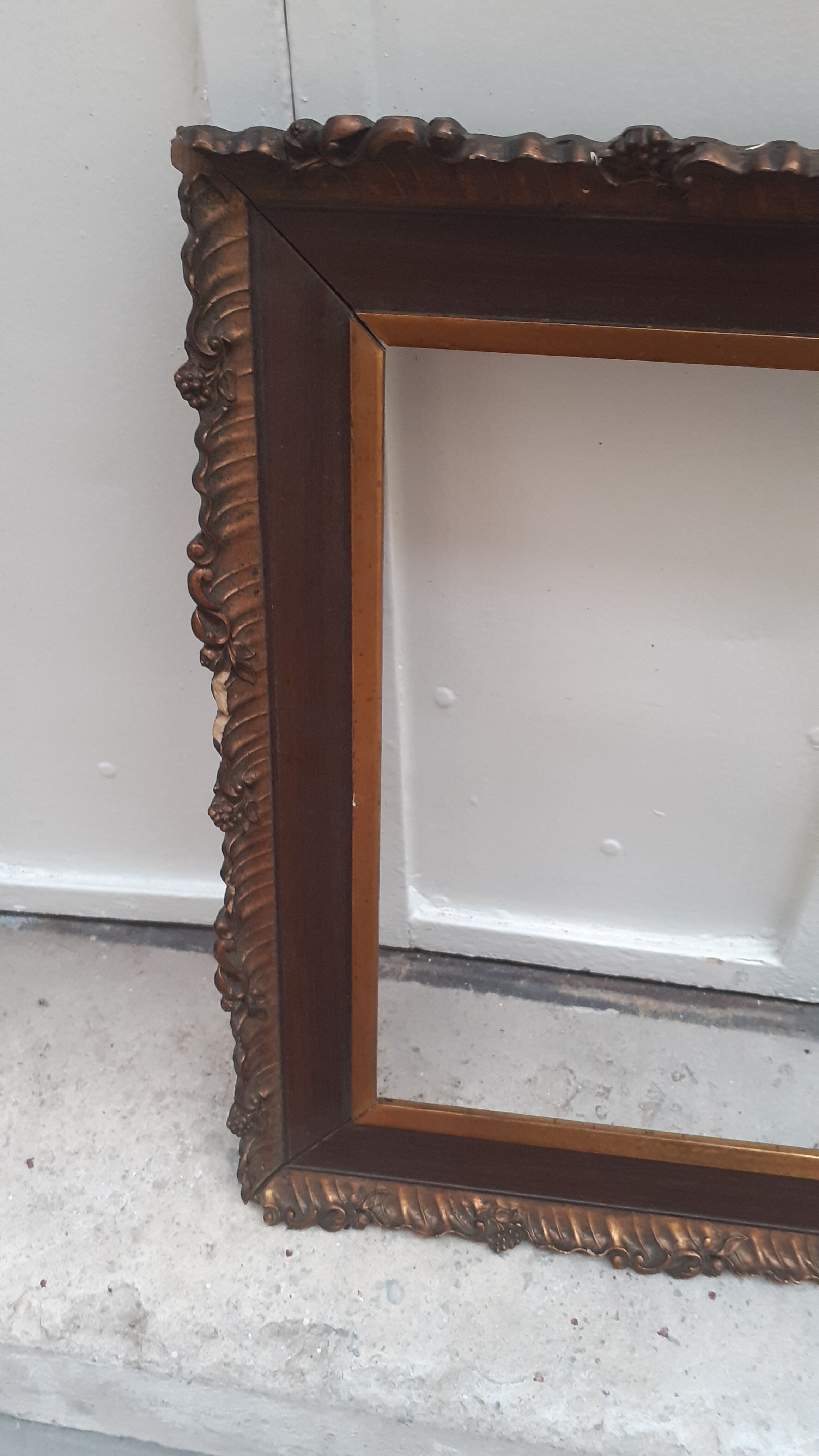 Carved frame with gilding