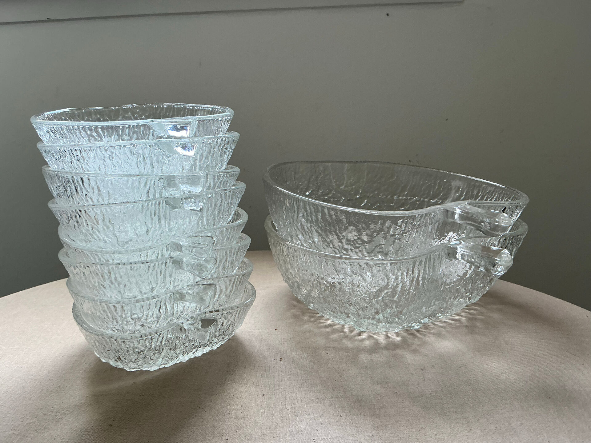 Service complet en verre moulé pomme années 70 Style Luminarc Arcoroc