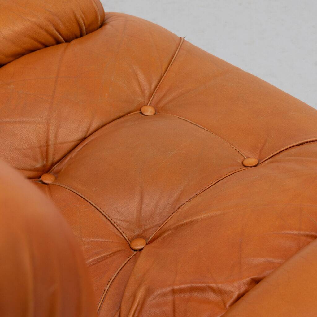 Fauteuil lounge Corolla italien par I.P.E. années 1970