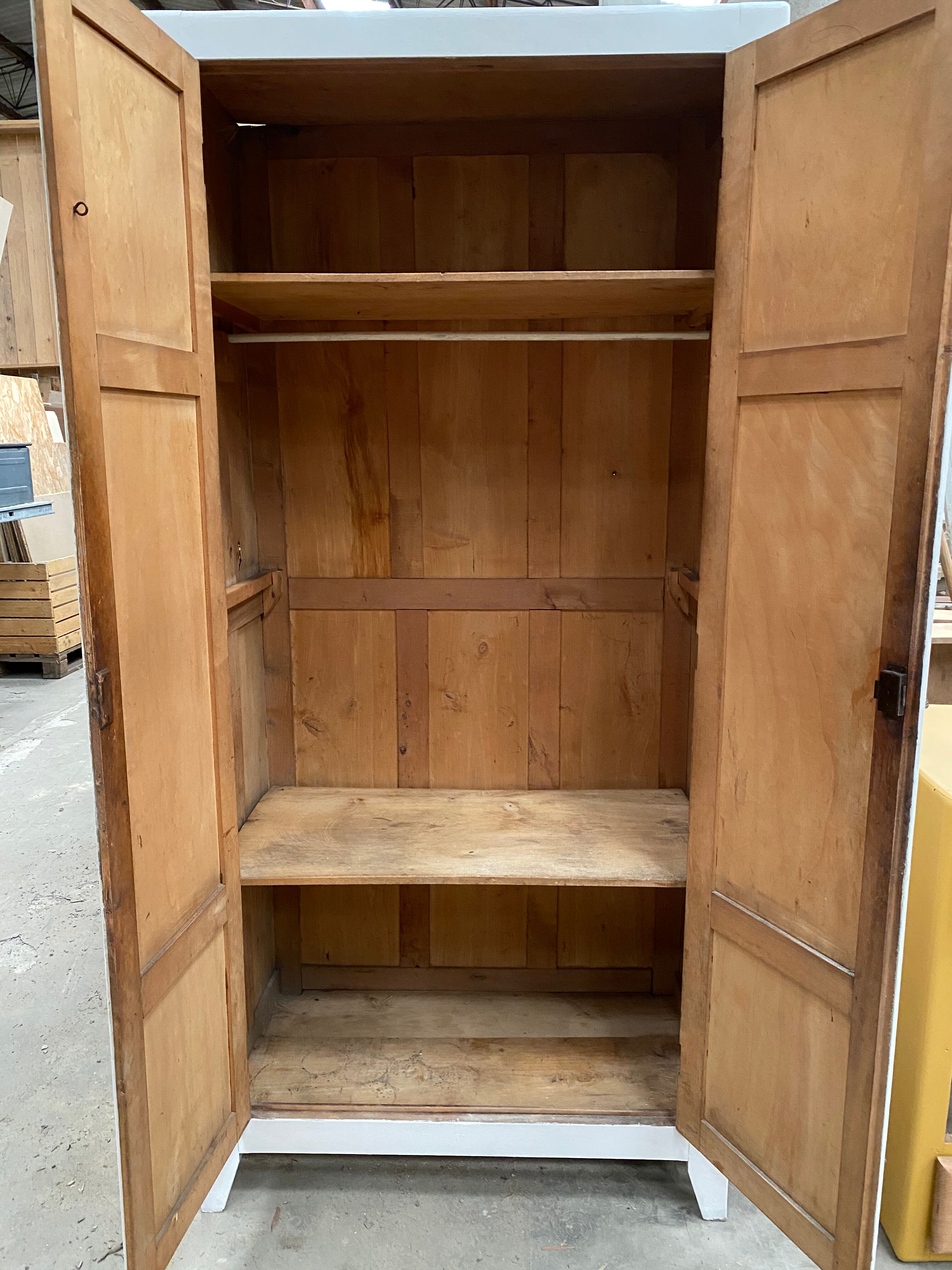 Chalk white Parisian wardrobe