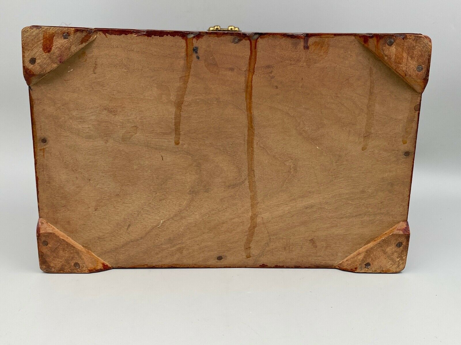 Wooden box carved china pagoda decoration