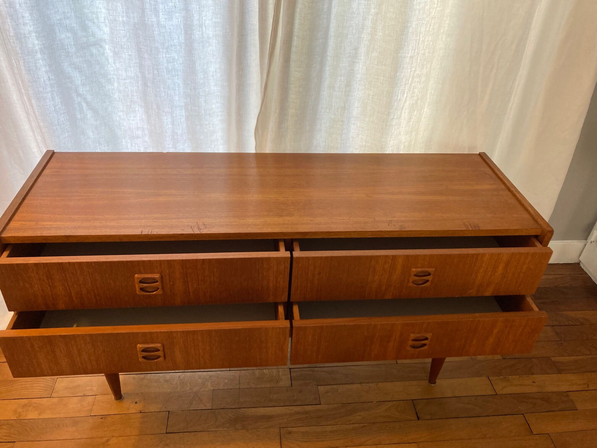 Commode Scandinavian row vintage teak