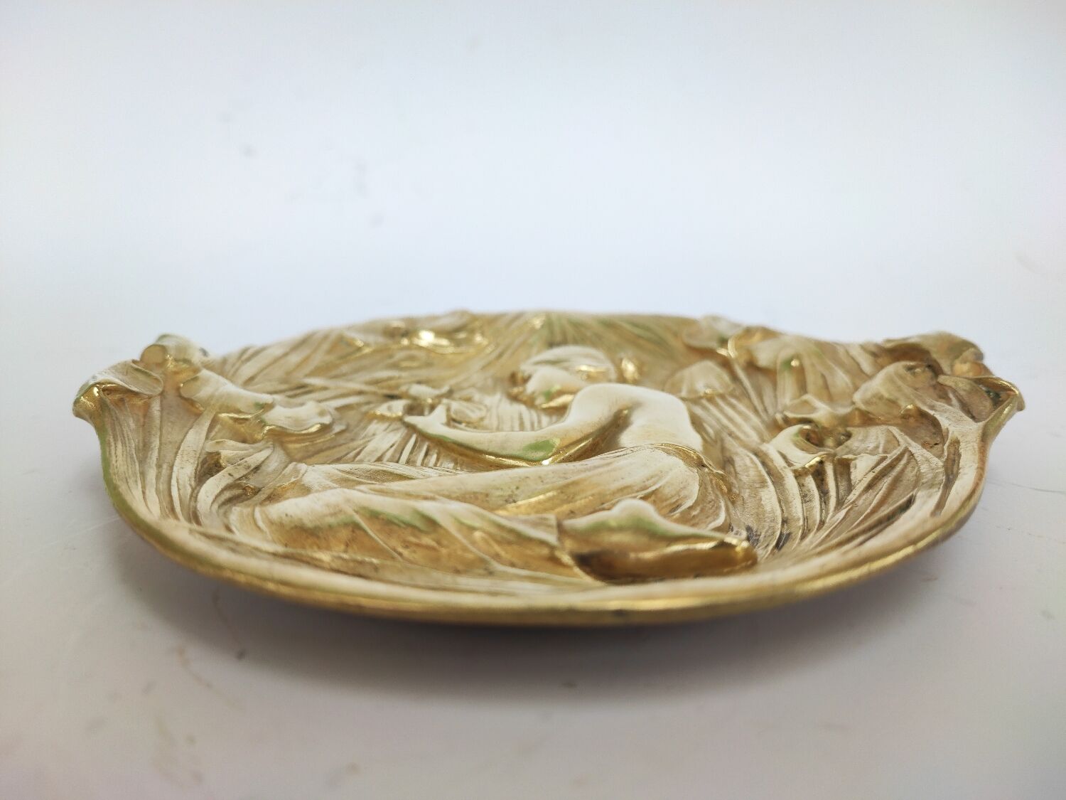 Art nouveau bronze vide-poches dish by Pierre Léon Dusouchet